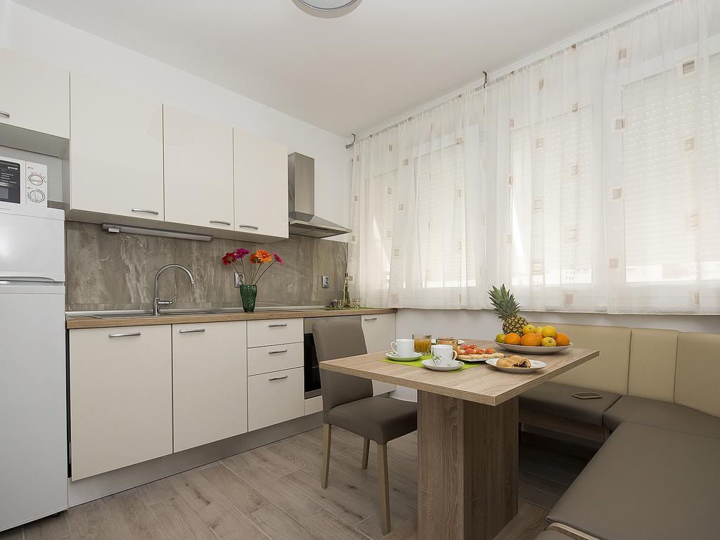 Apartment Bal Split Eksteriør billede